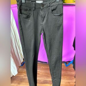 EUC- stretchy DL1961 Chloe Skinny jeans black/gray girls size 12